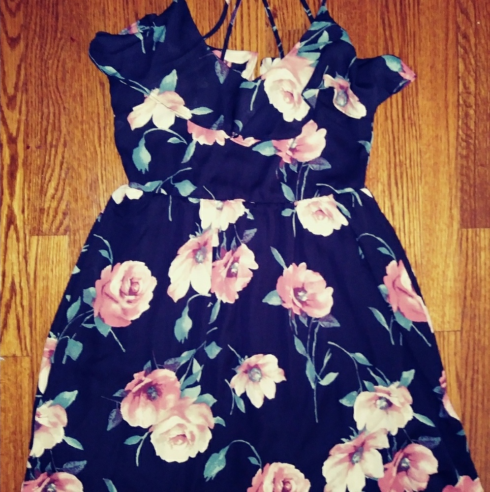 Medium dress